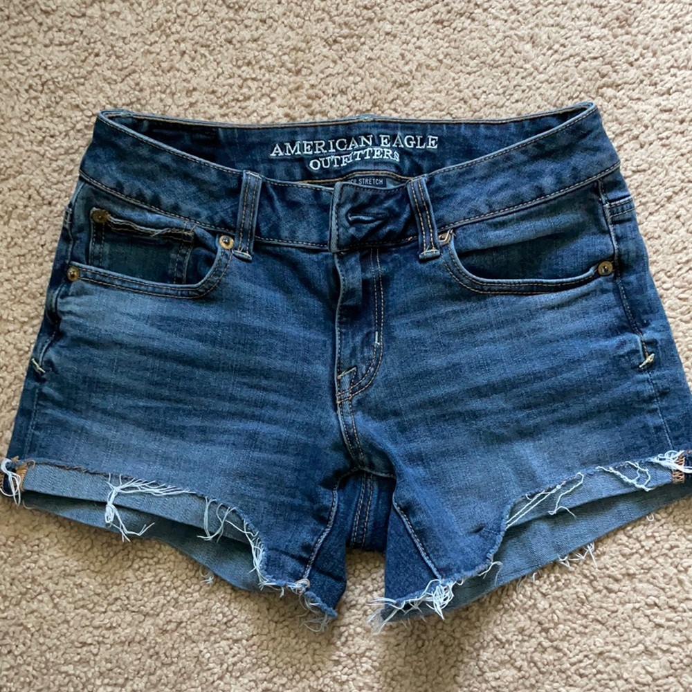 American Eagle Outfitters Shorts.